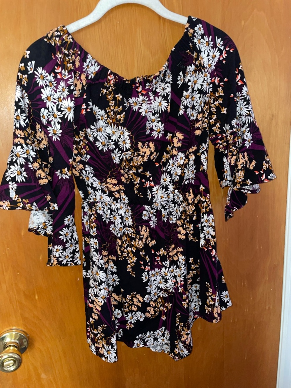 Express Black Floral Romper ๐ค๐๐ - Picture 7 of 11